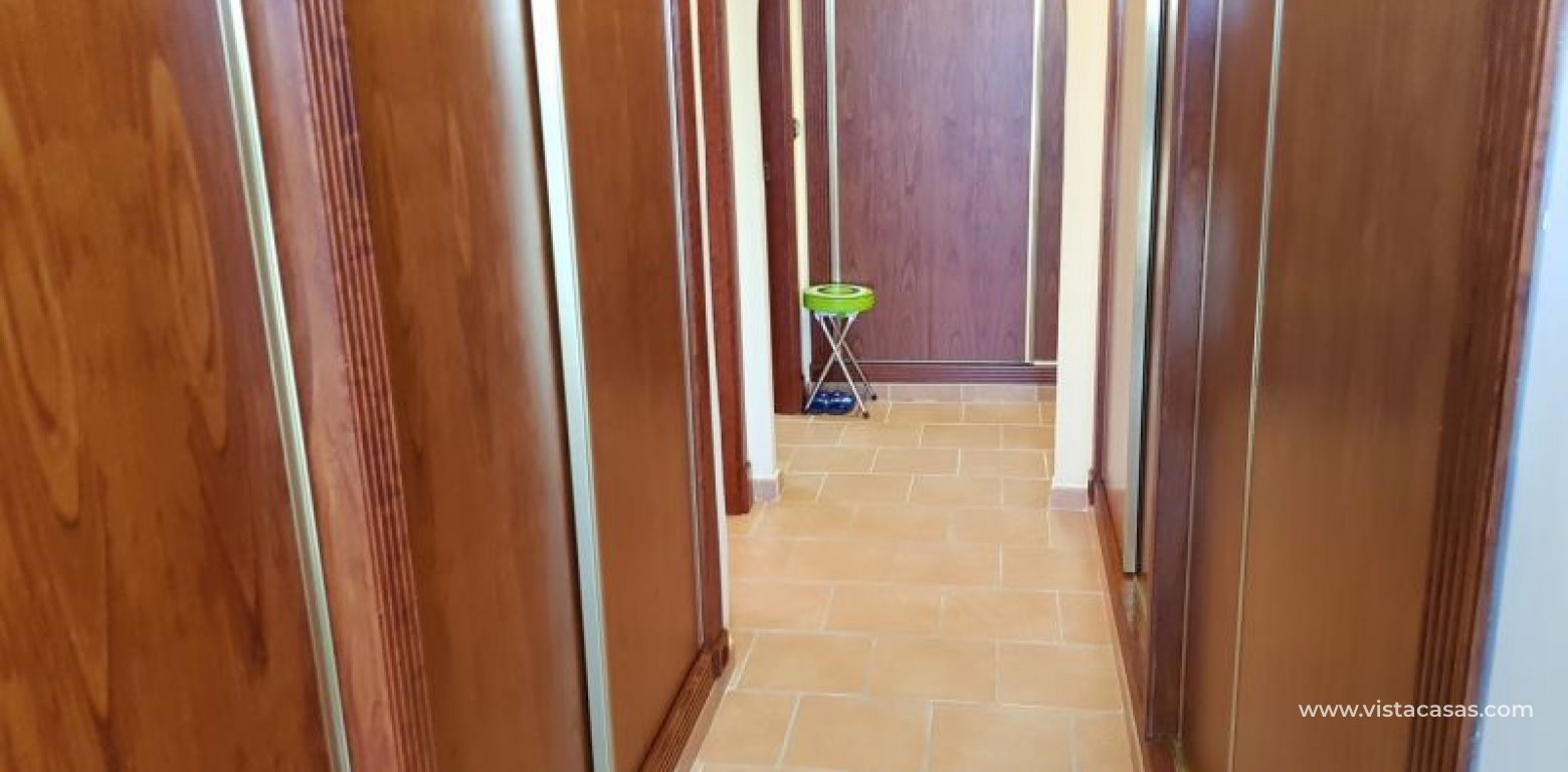 Resale - Villa - Torrevieja