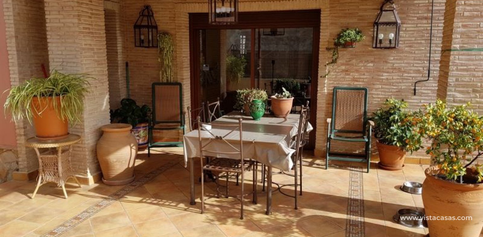 Resale - Villa - Torrevieja