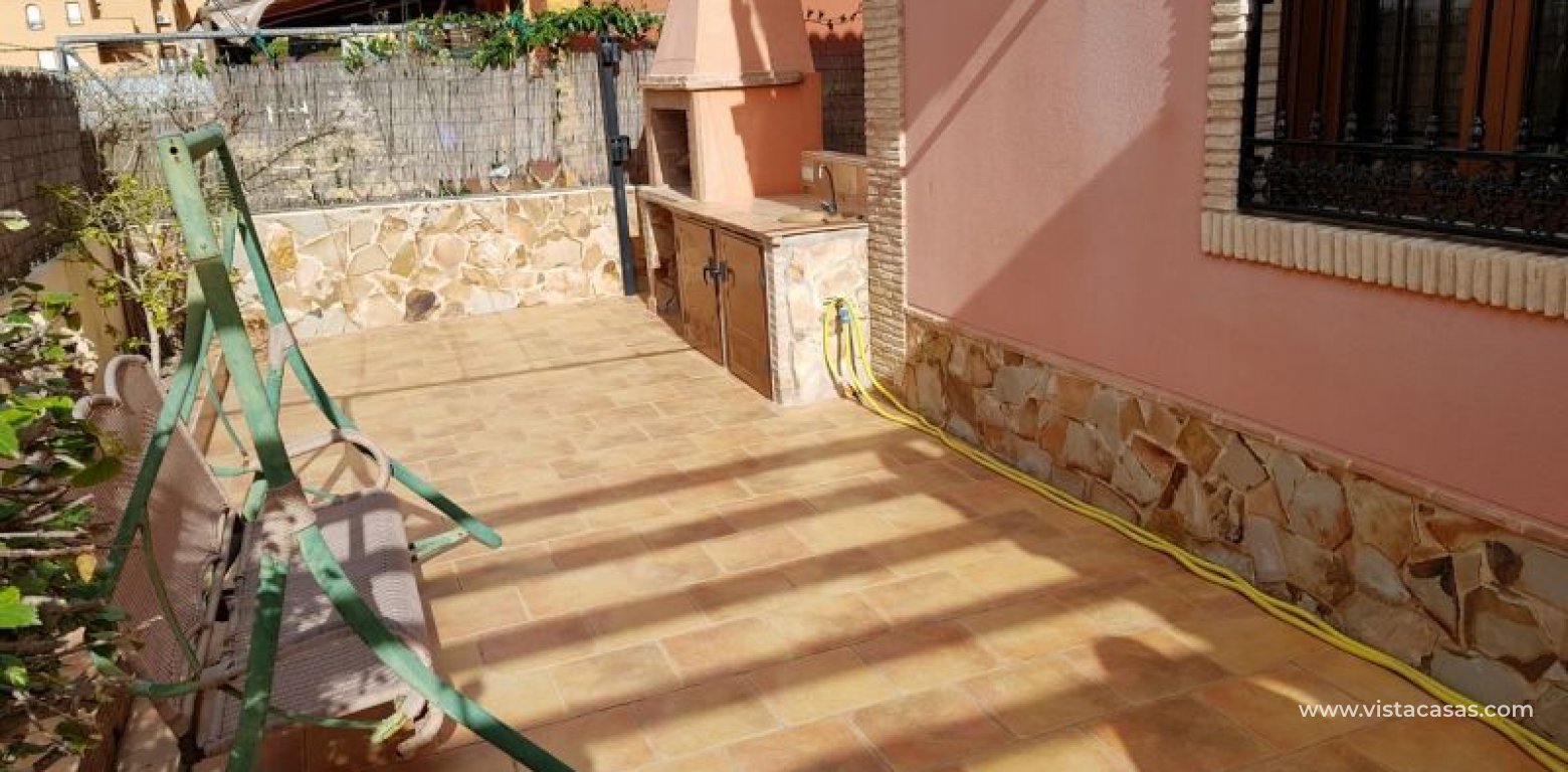 Resale - Villa - Torrevieja