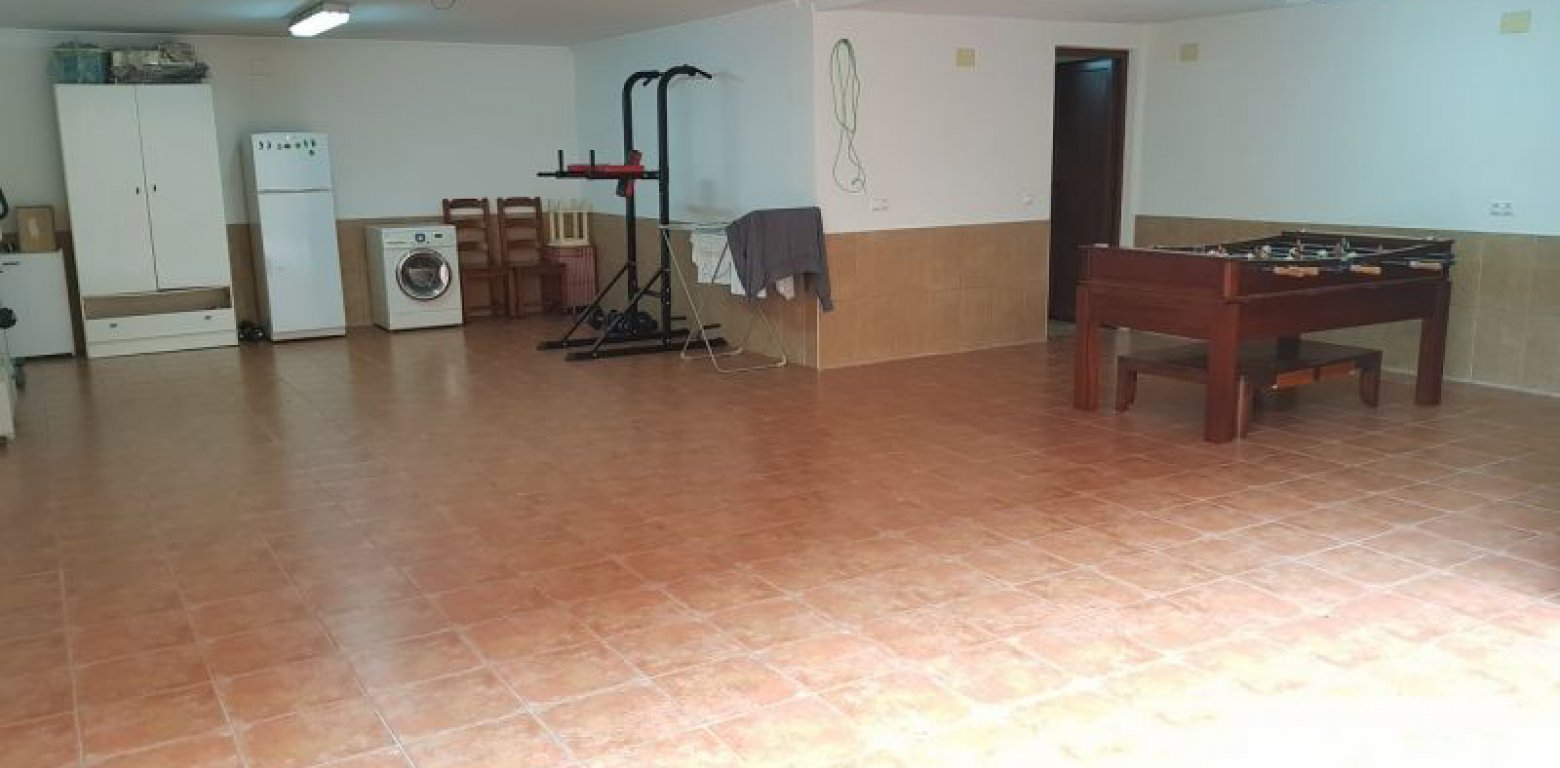 Resale - Villa - Torrevieja