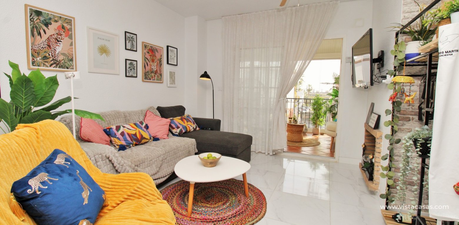 Modern 1 Bed Apartment by Villamartin Plaza with Pool lounge 4