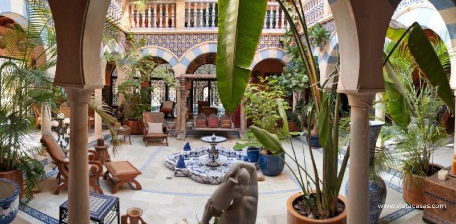 Sale - Villa - Villamartin