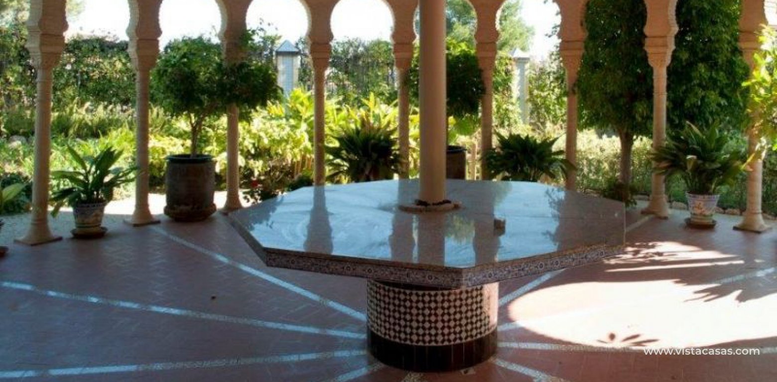 Sale - Villa - Villamartin