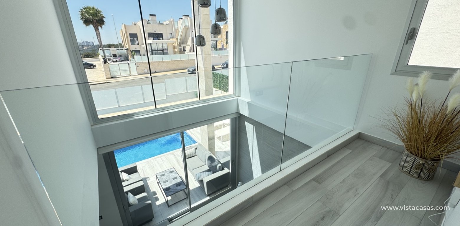 Wtórny - Villa - Cabo Roig