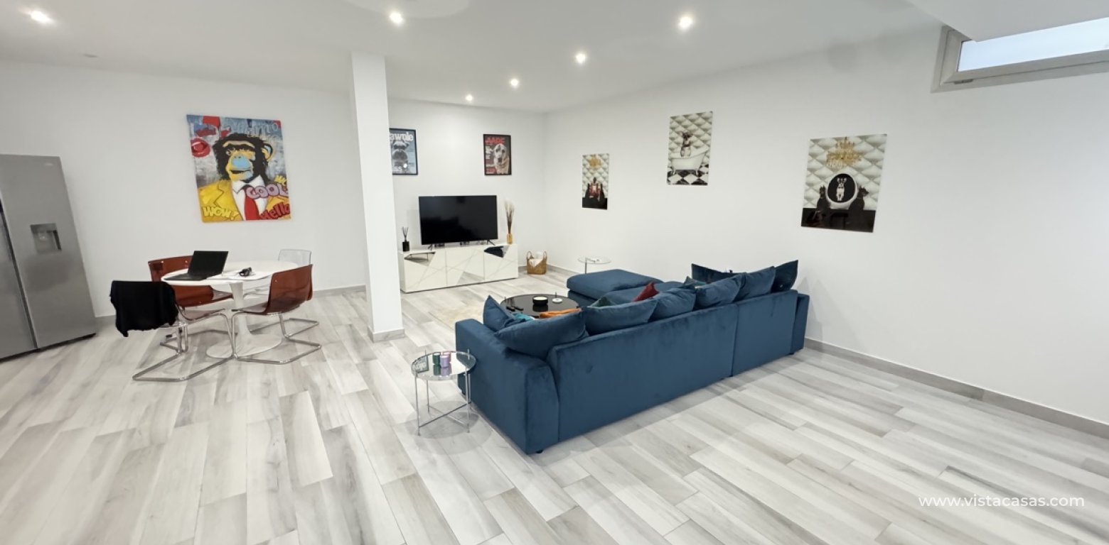 Wtórny - Villa - Cabo Roig