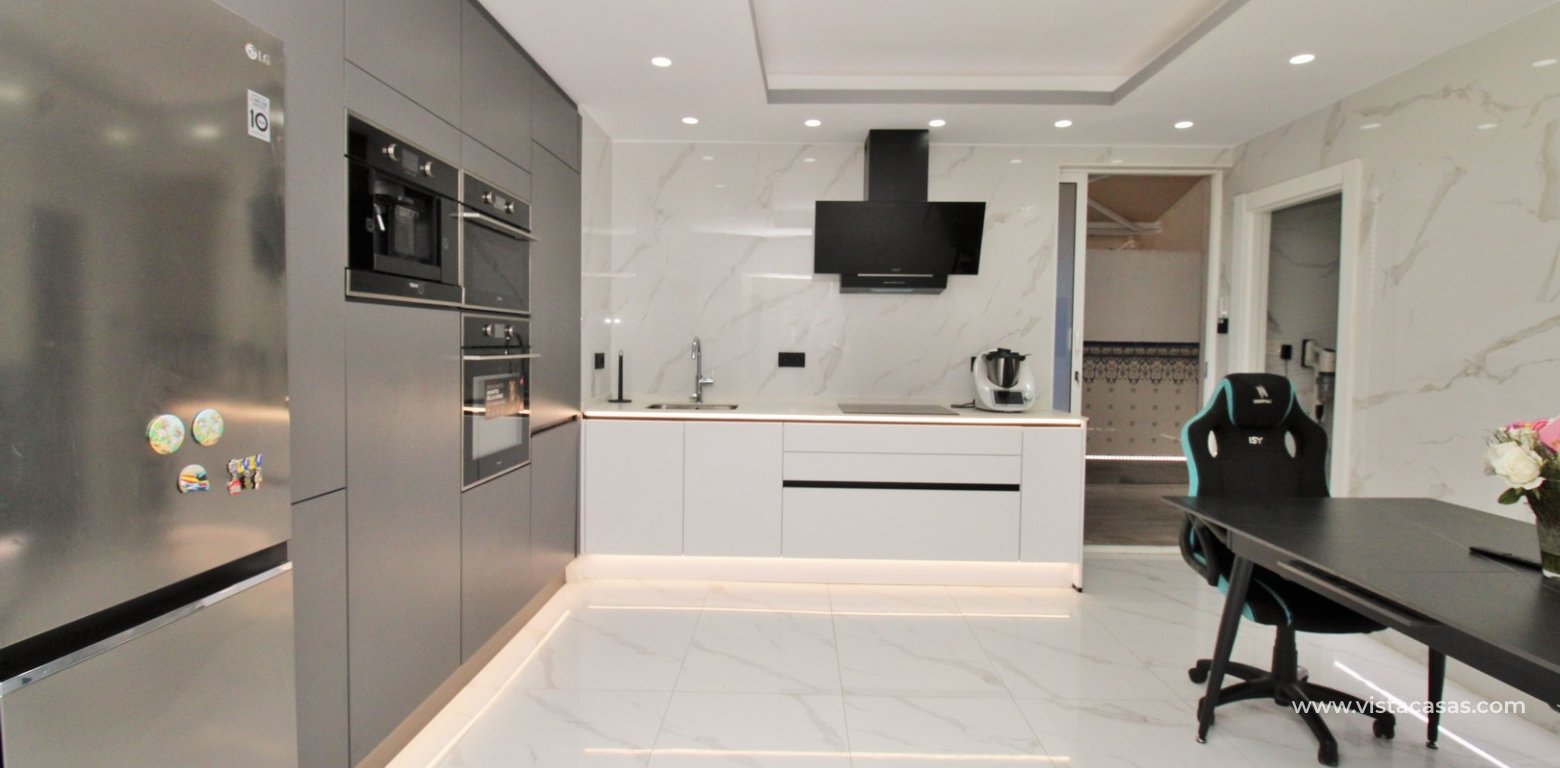 3 Bed Renovated Ground Floor Apartment in Torrevieja kitchen