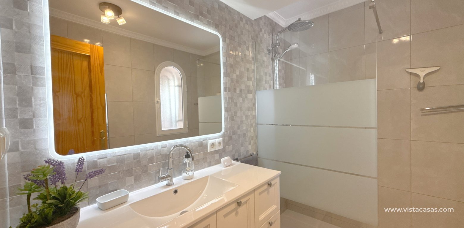 Sale - Villa - Cabo Roig