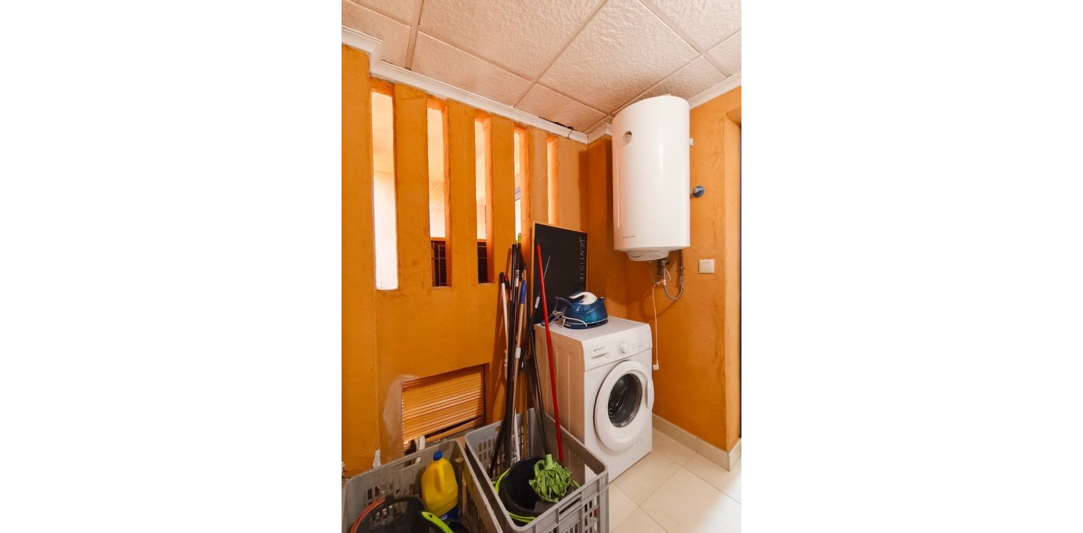 Resale - Apartment - Villamartin