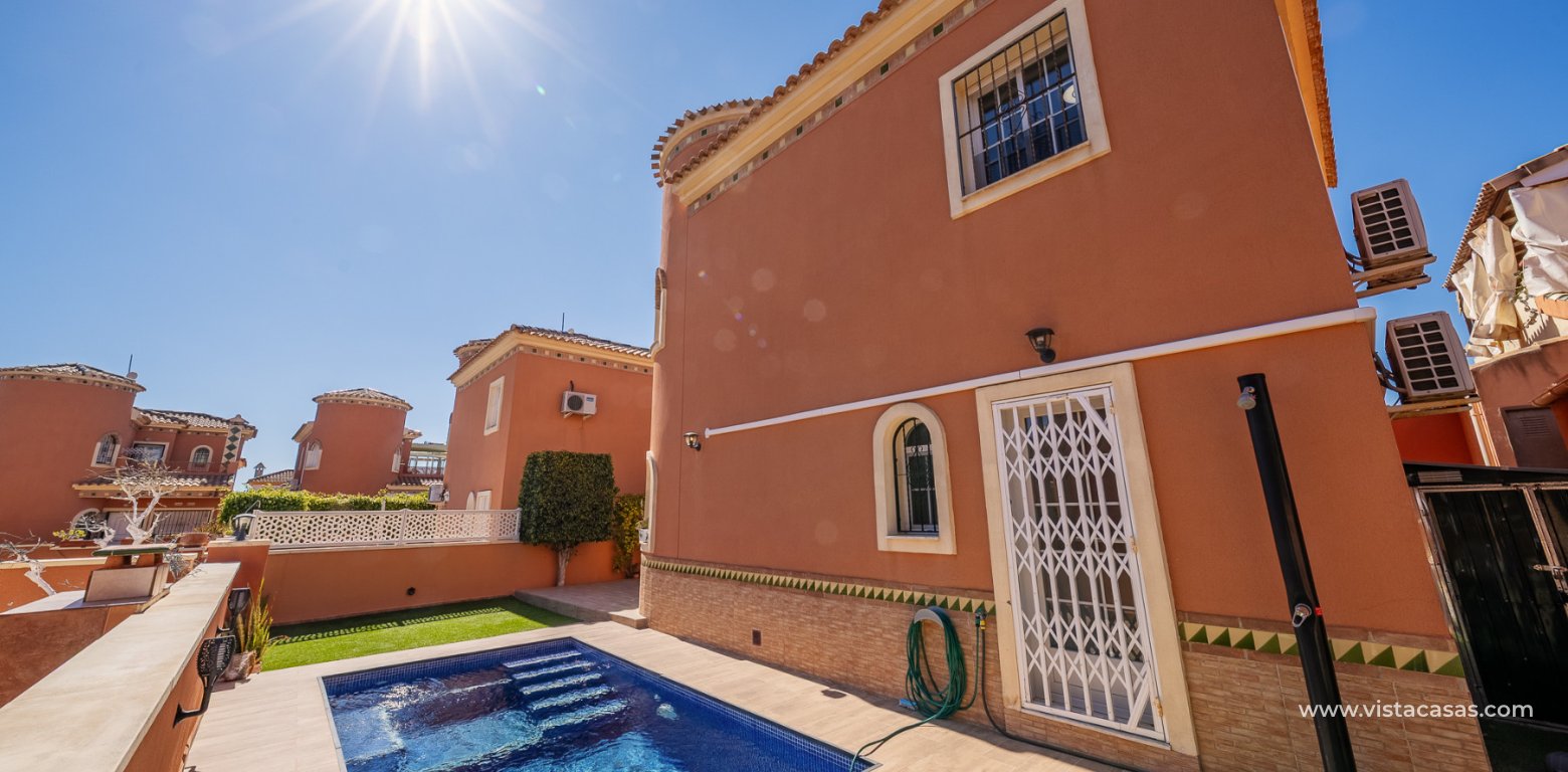 Resale - Villa - Playa Flamenca