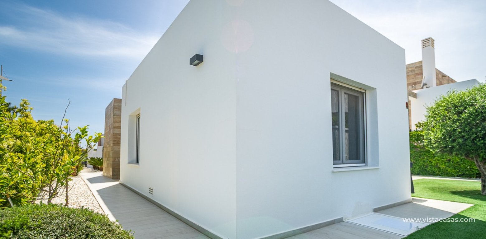 Sale - Villa - Algorfa - La Finca Golf Resort