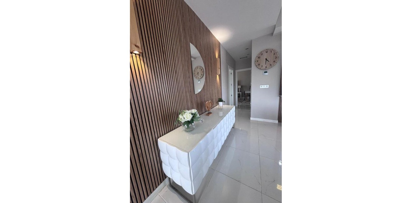 Resale - Villa - Villamartin - PAU 8