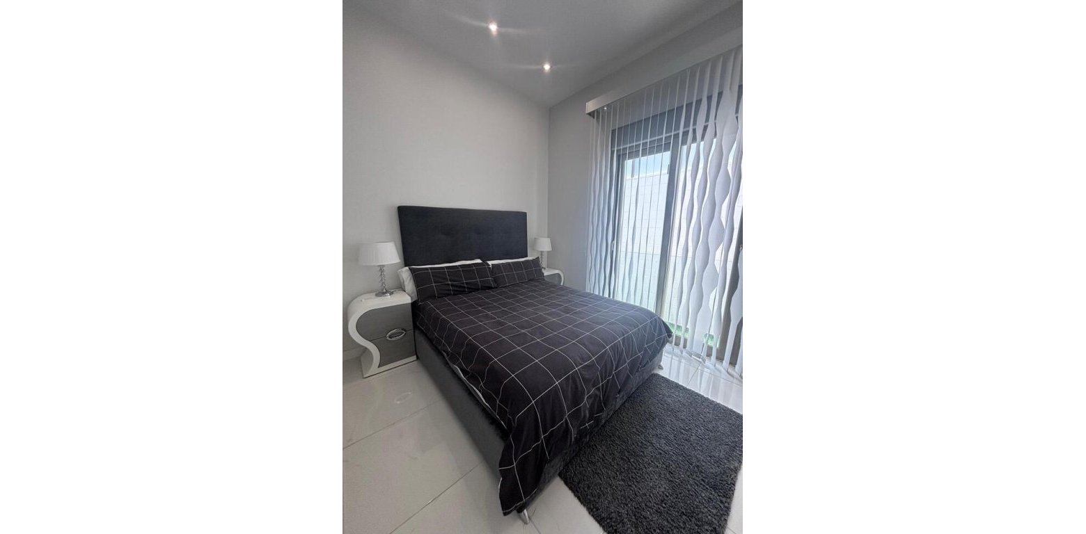 Resale - Villa - Villamartin - PAU 8