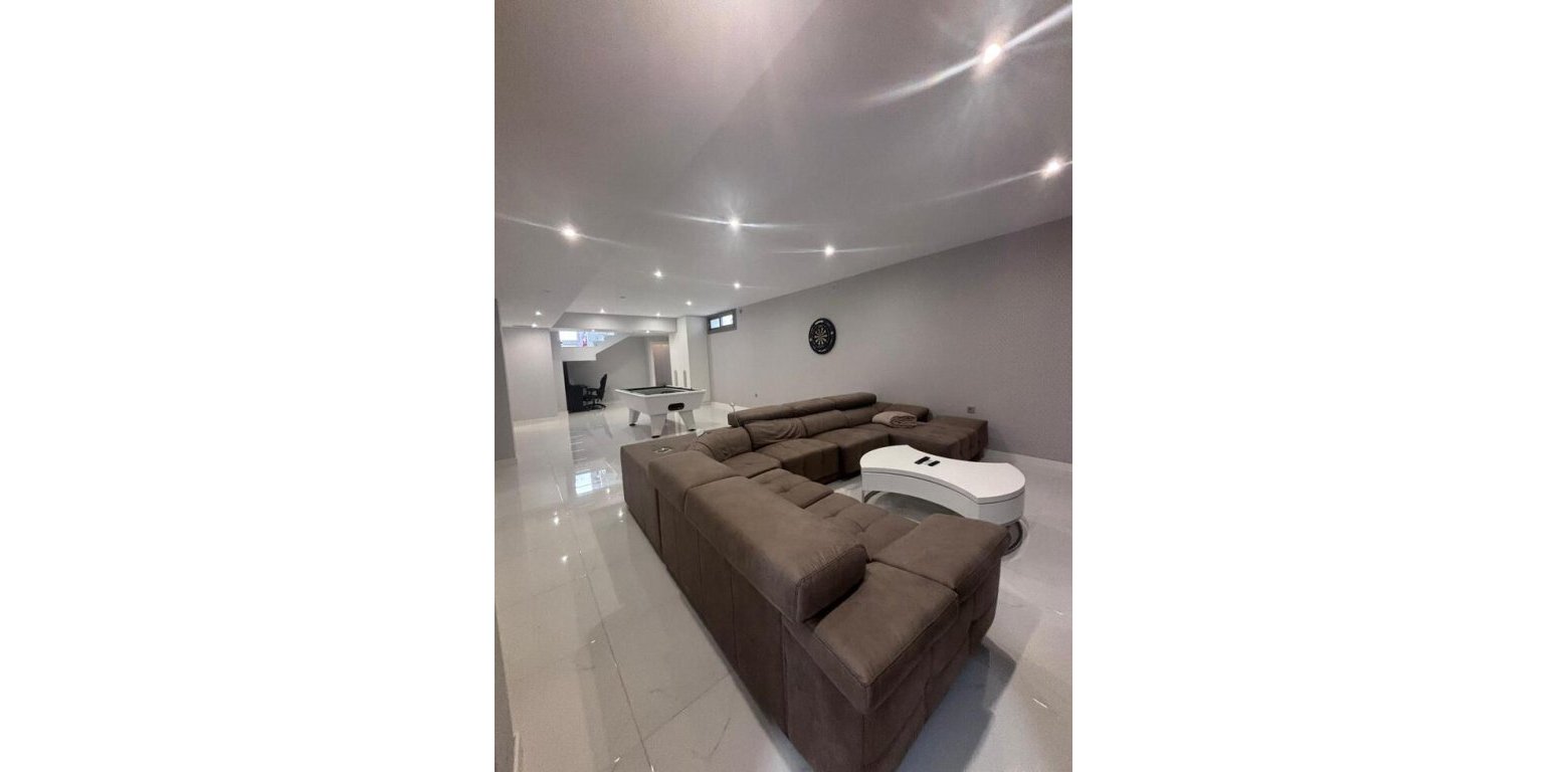 Resale - Villa - Villamartin - PAU 8