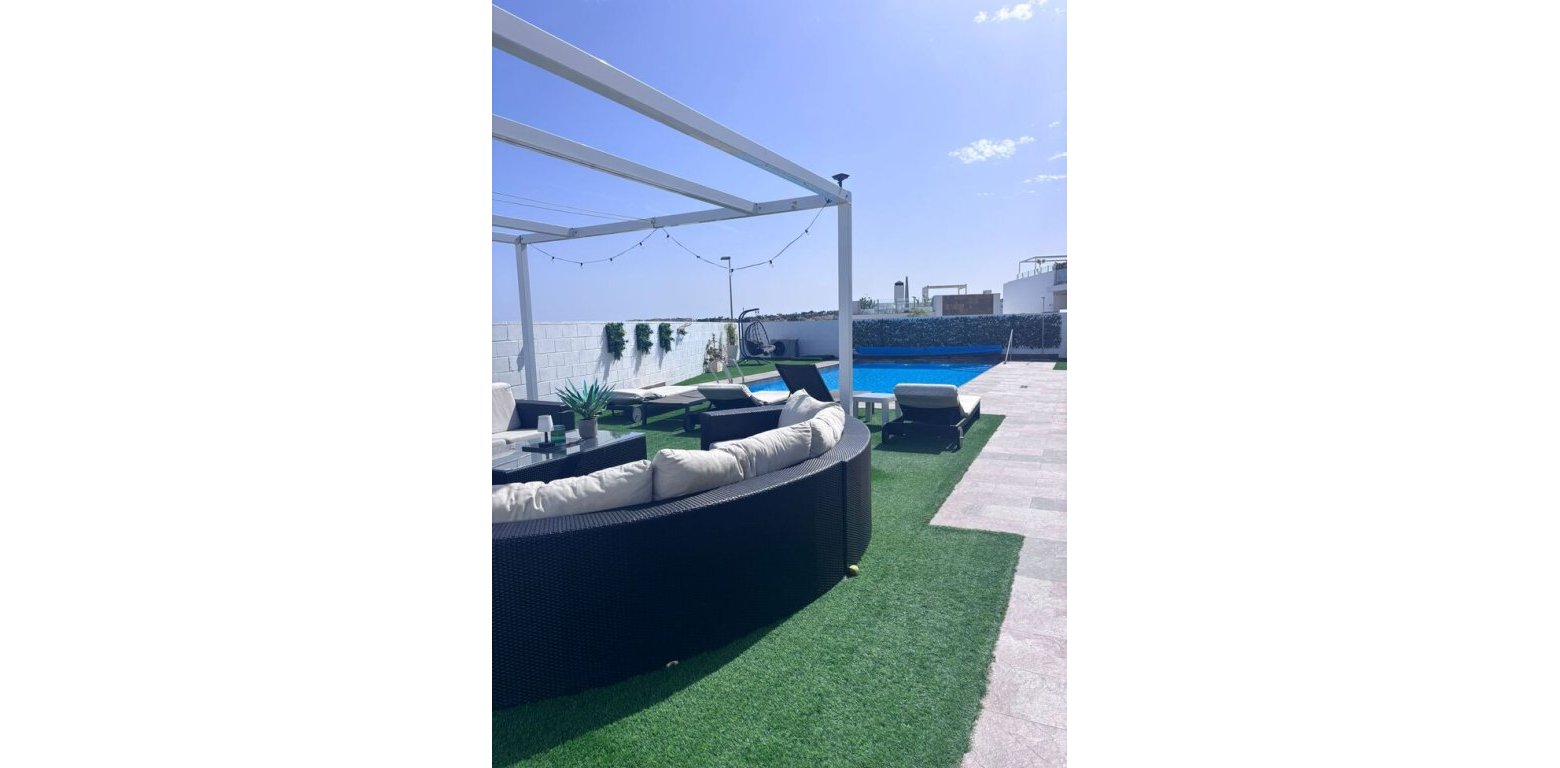 Resale - Villa - Villamartin - PAU 8