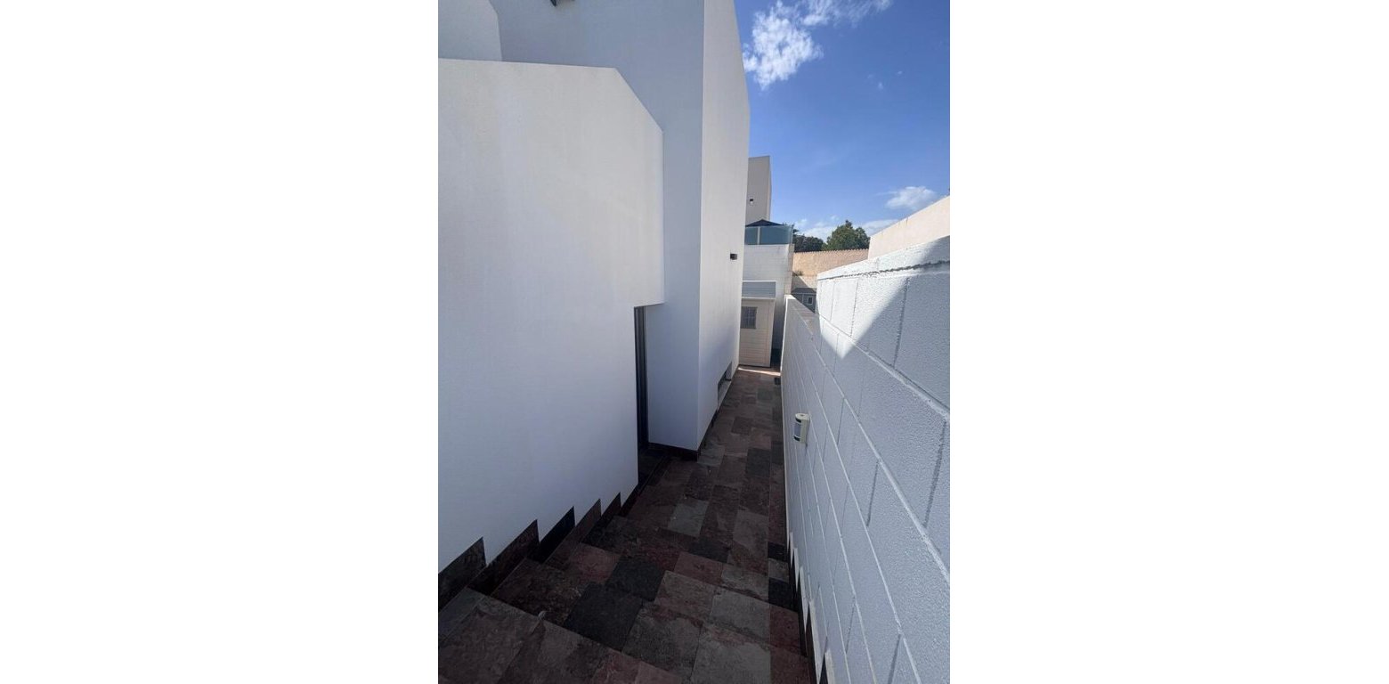 Resale - Villa - Villamartin - PAU 8