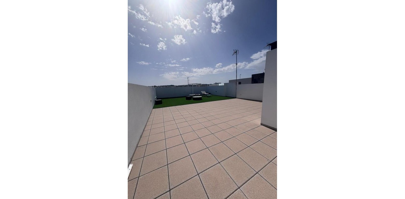 Resale - Villa - Villamartin - PAU 8