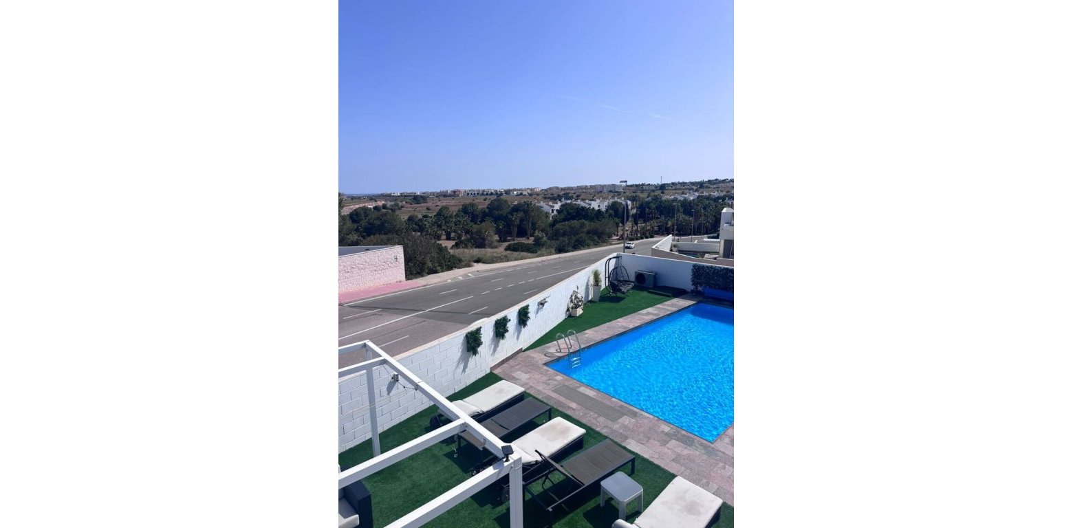 Resale - Villa - Villamartin - PAU 8