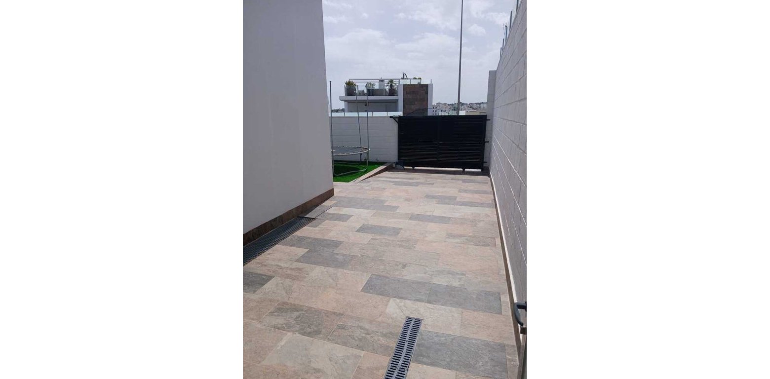 Resale - Villa - Villamartin - PAU 8