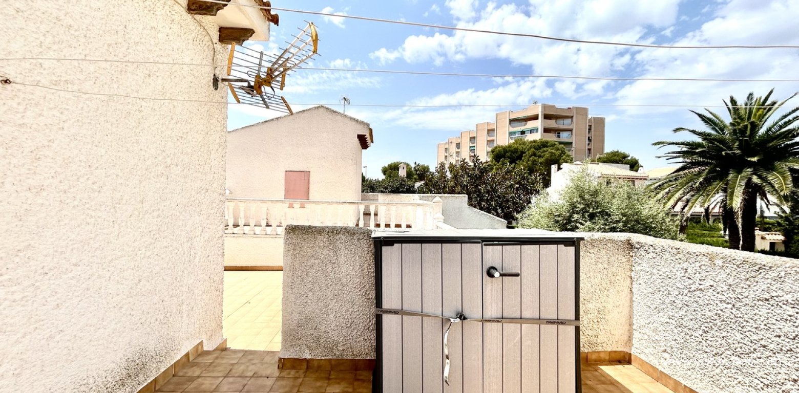 Resale - Villa - La Zenia