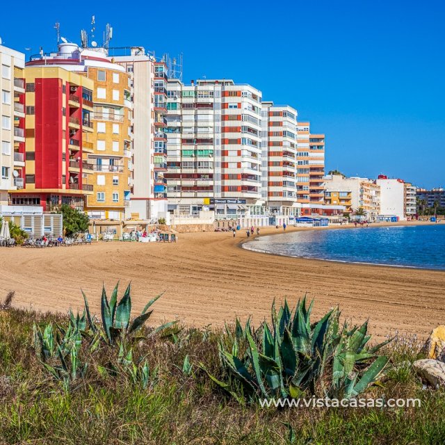 Appartement - Sale - Torrevieja - Torrevieja