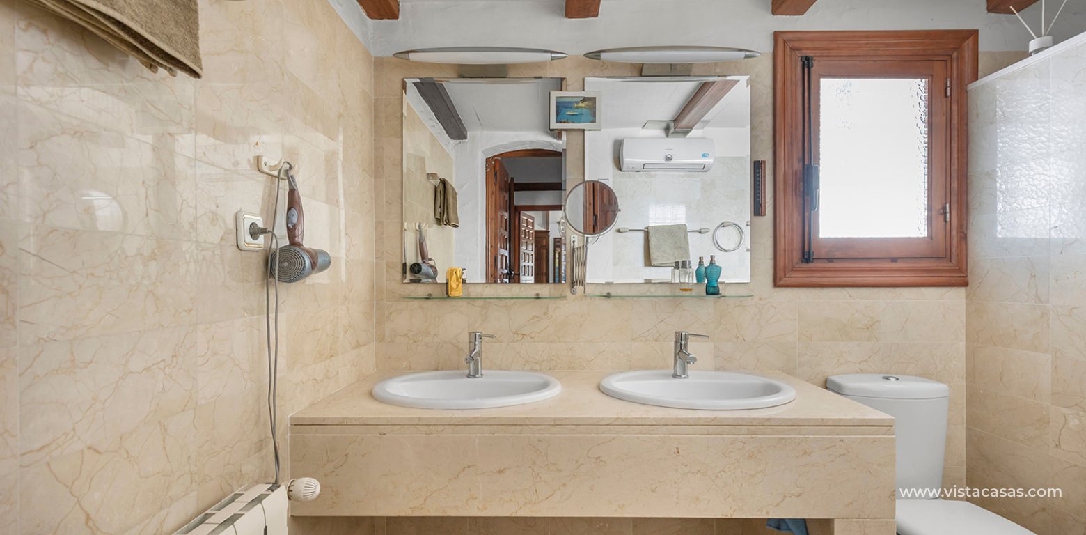 Sale - Villa - Cabo Roig