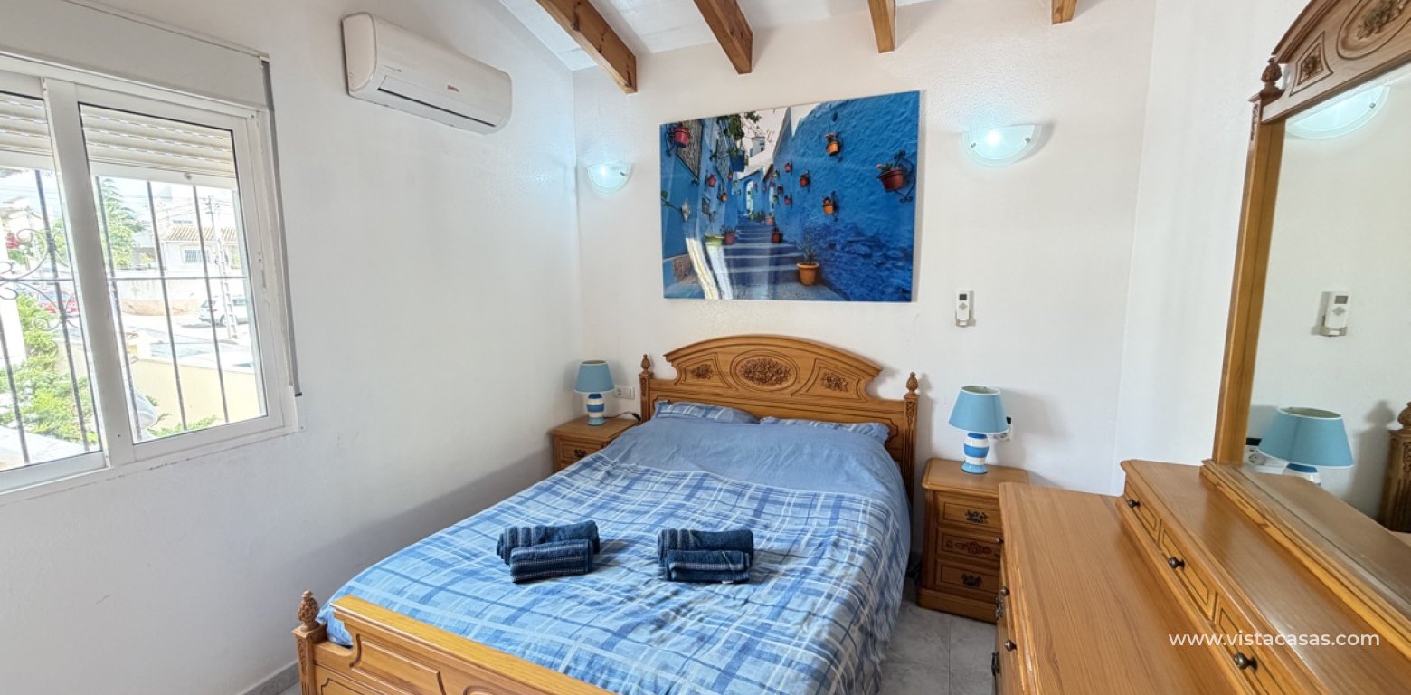 Resale - Villa - Villamartin