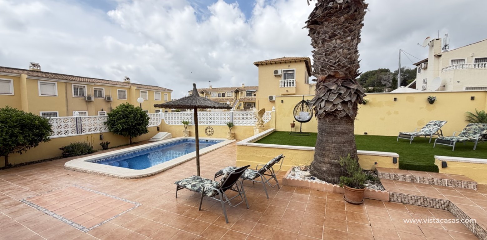 Resale - Villa - Villamartin