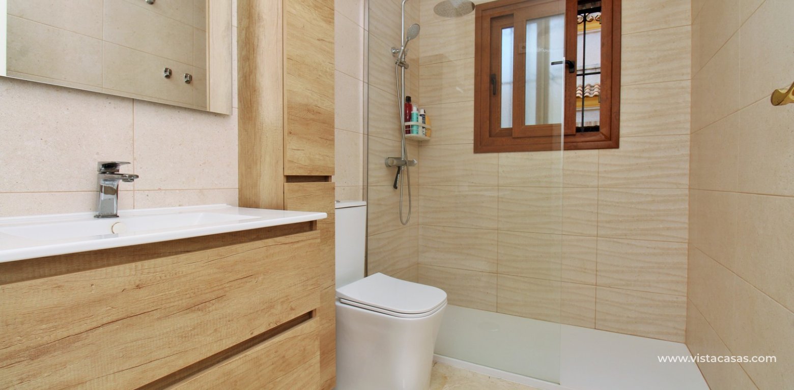 3 Bed South Facing Townhouse For Sale Oporto Golf Villamartin bathroom