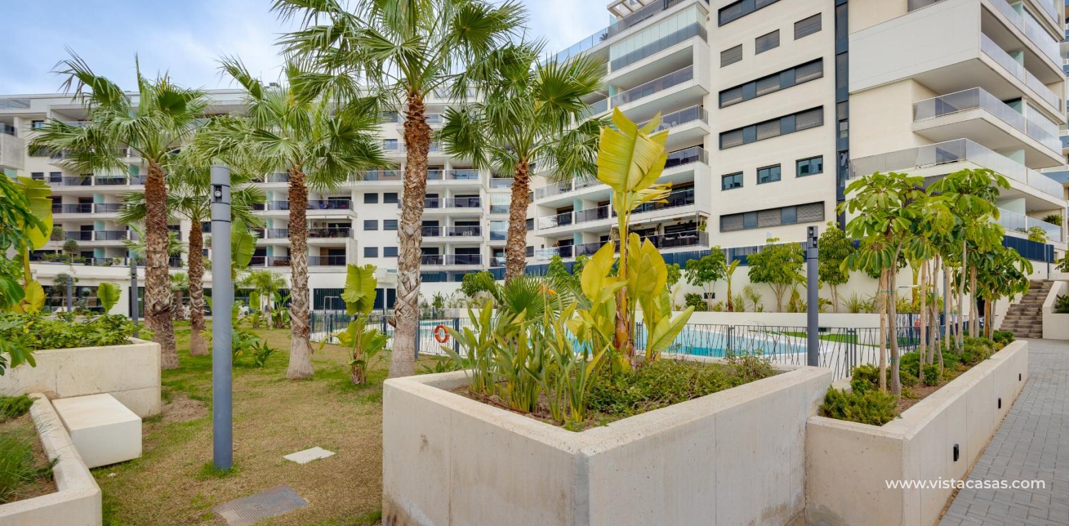 Resale - Apartment - Campoamor