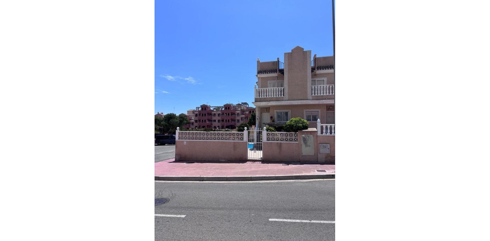 Sale - Townhouse - Villamartin