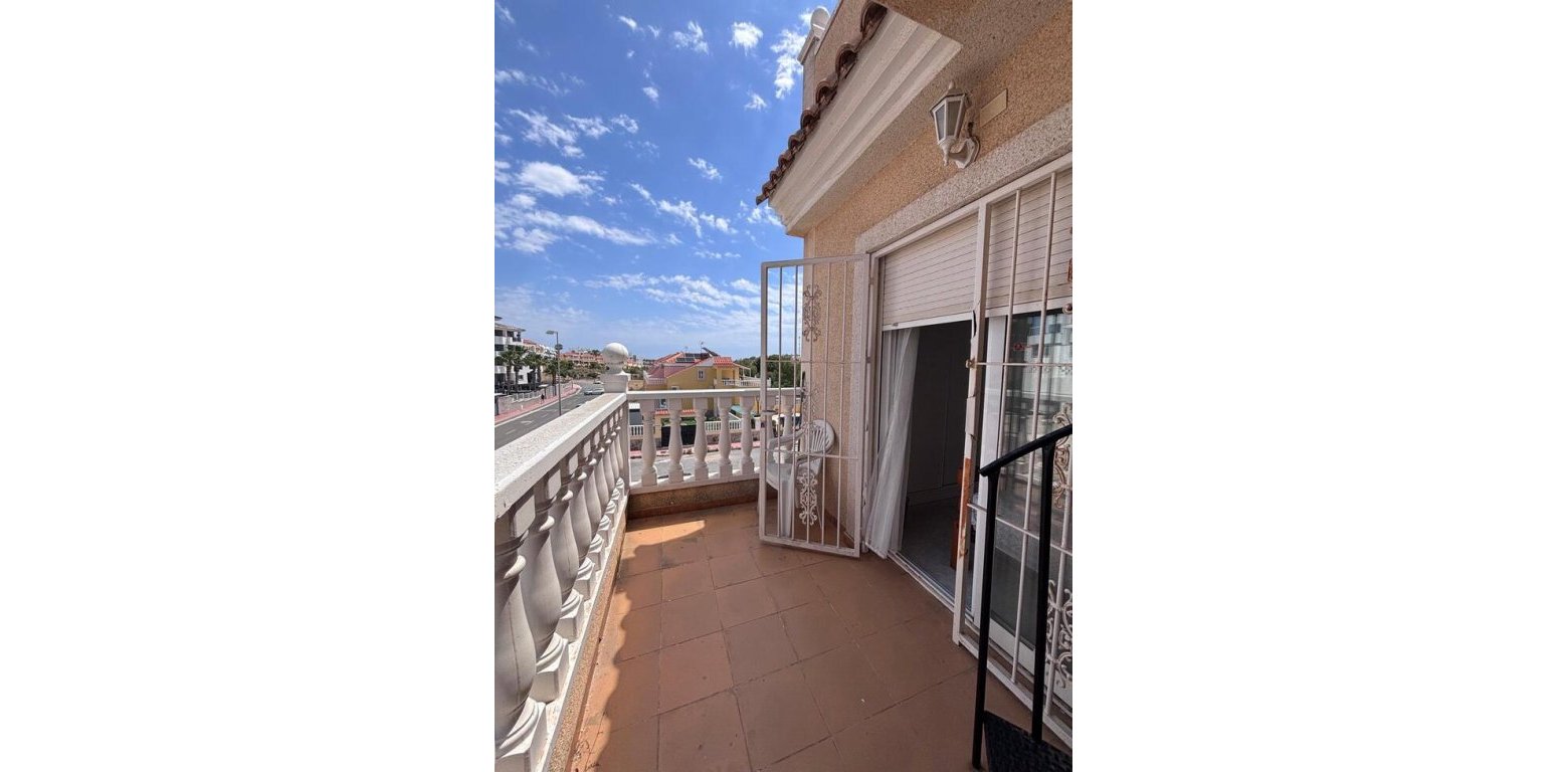 Sale - Townhouse - Villamartin