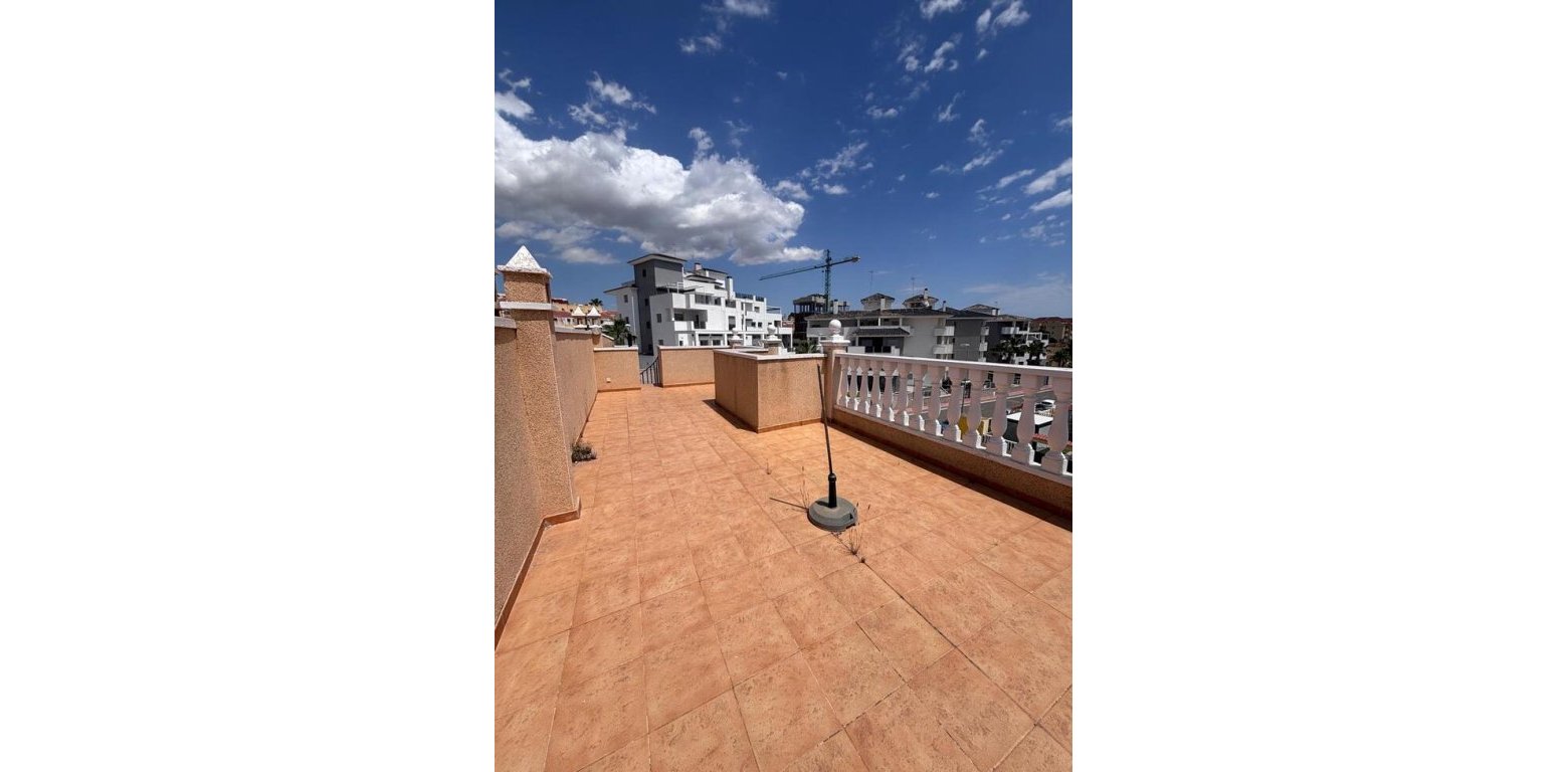 Sale - Townhouse - Villamartin