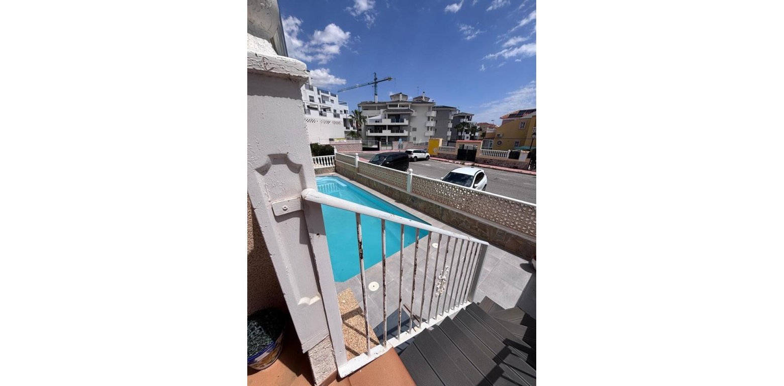 Sale - Townhouse - Villamartin