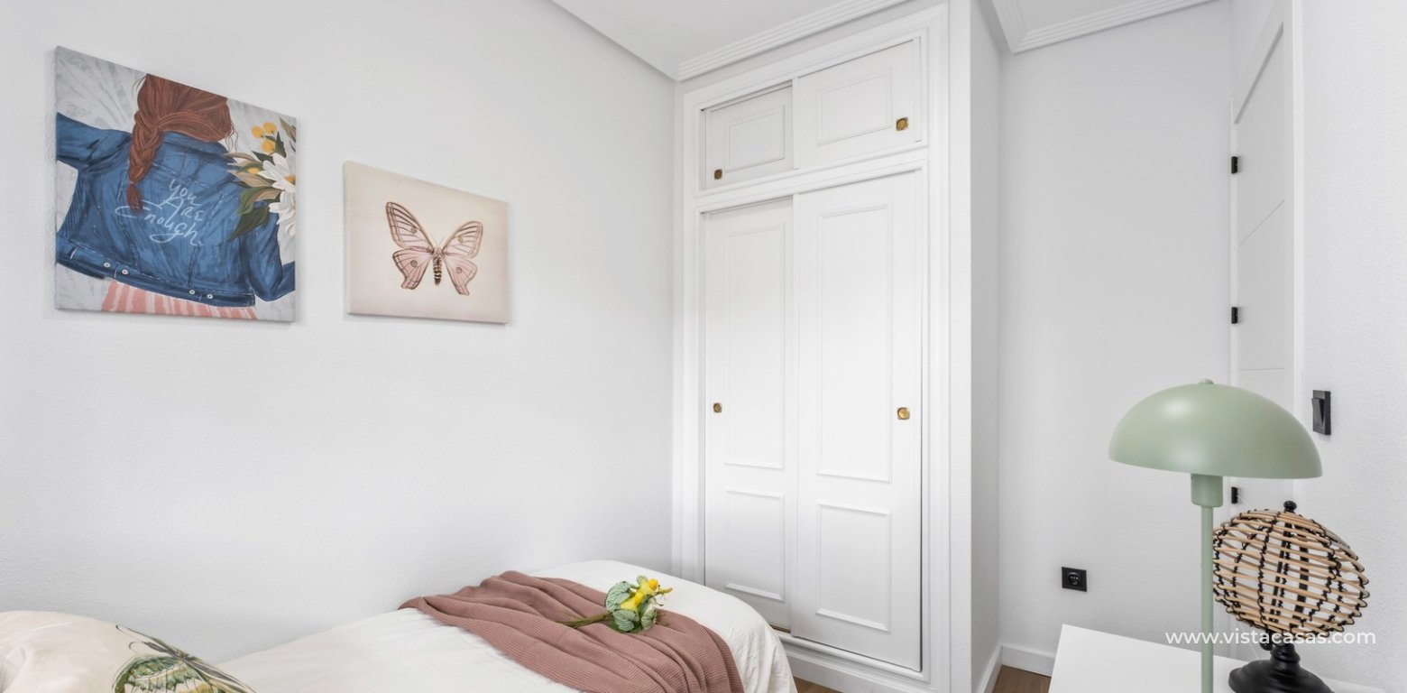 Renovated 2 Bedroom Apartment in Playa Flamenca La Mirada twin bedoom fitted wardrobes