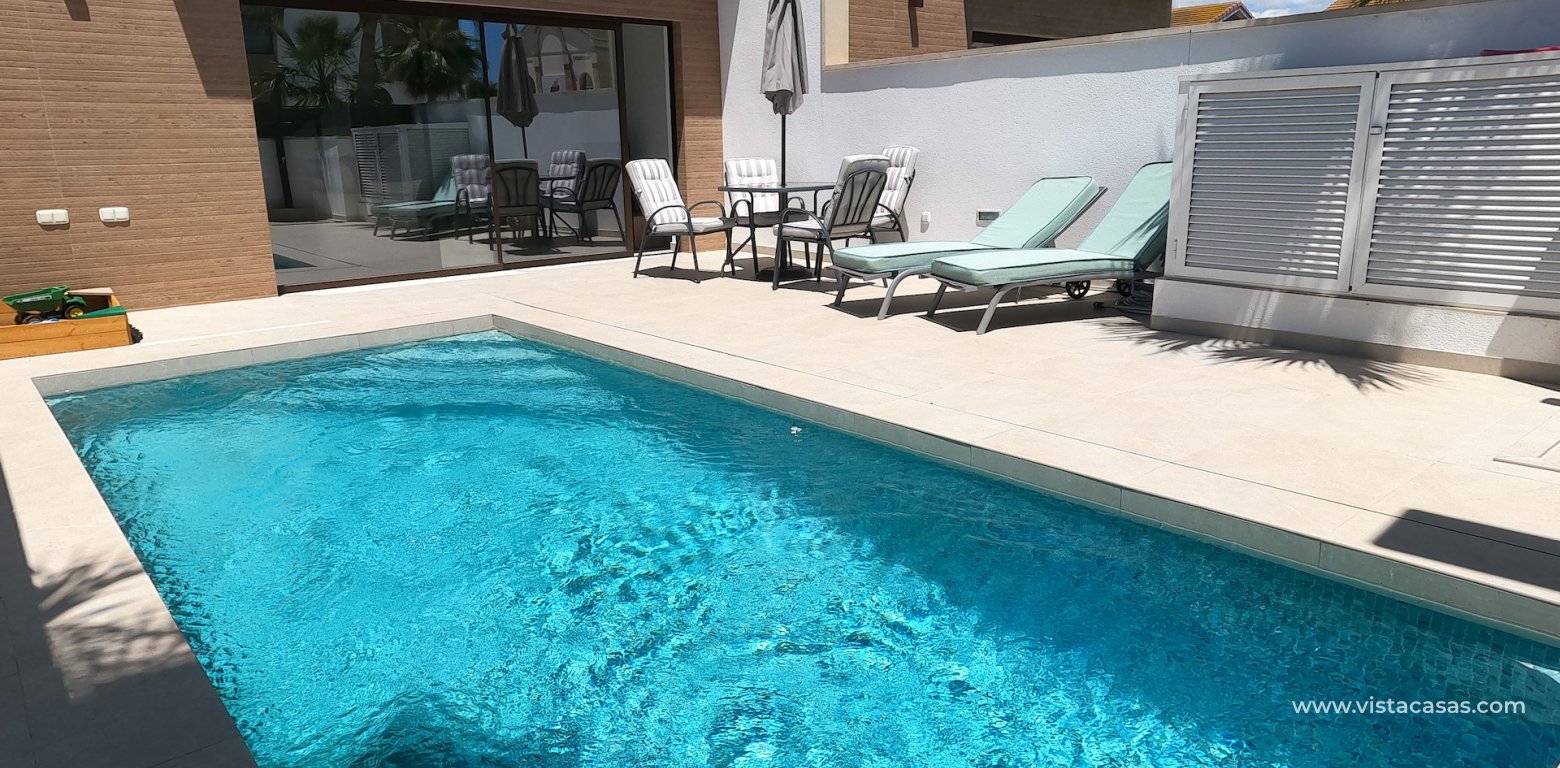 Sale - Villa - Algorfa - La Finca Golf Resort