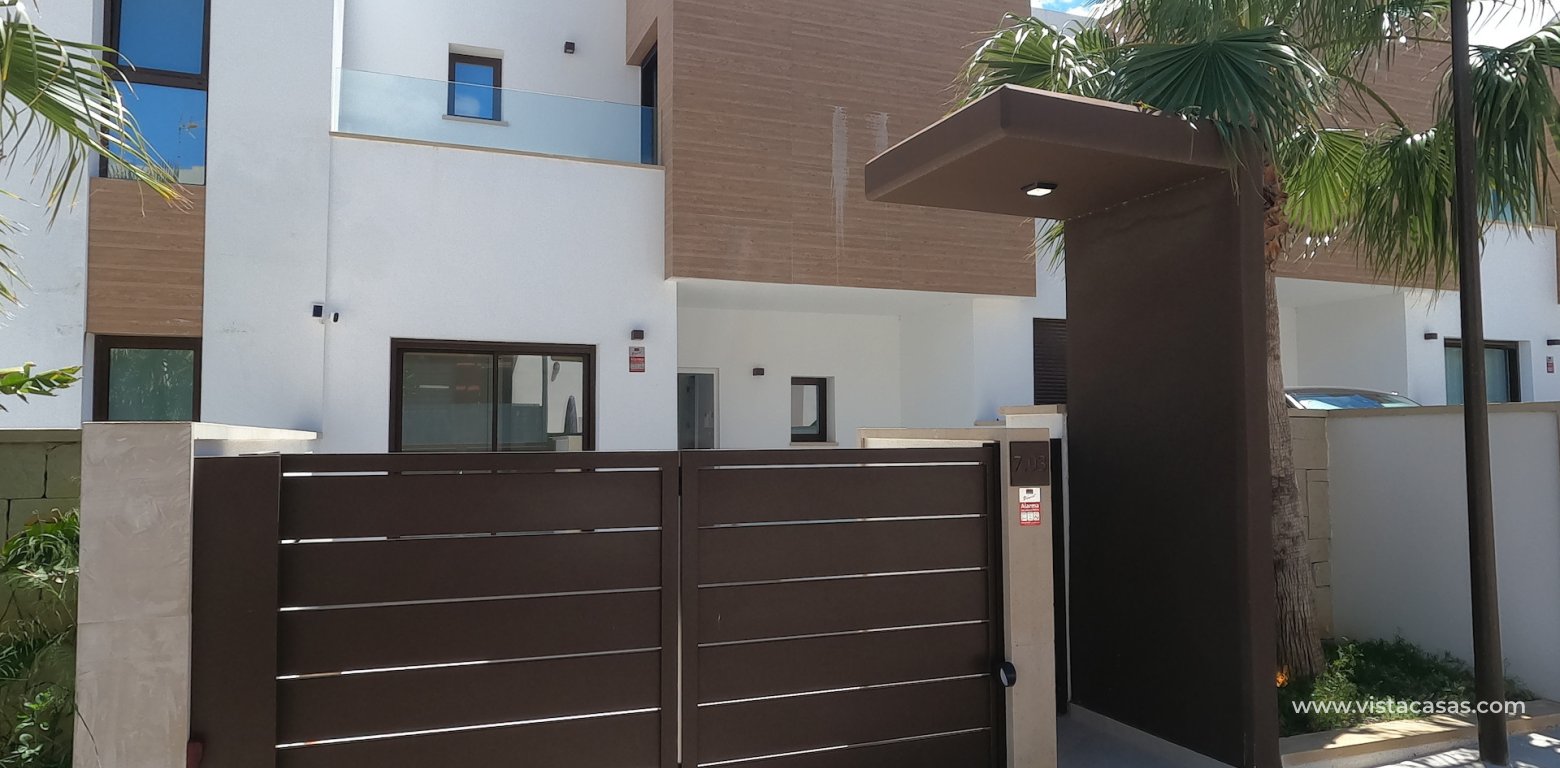 Sale - Villa - Algorfa - La Finca Golf Resort
