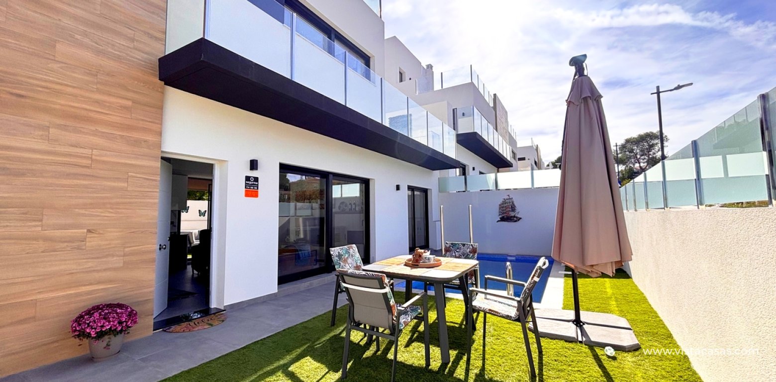 Resale - Villa - Villamartin