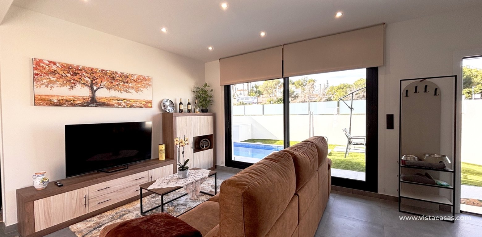 Resale - Villa - Villamartin