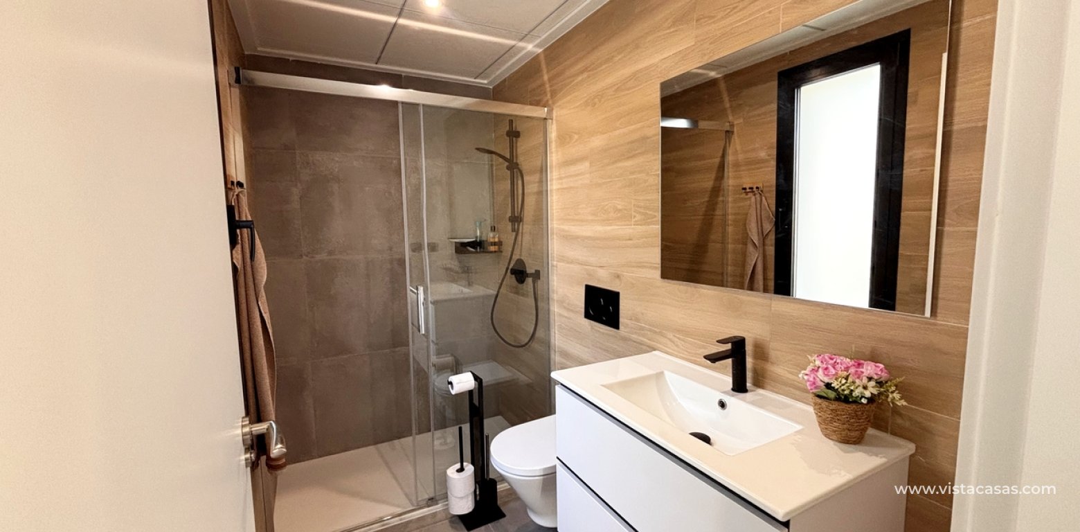 Resale - Villa - Villamartin