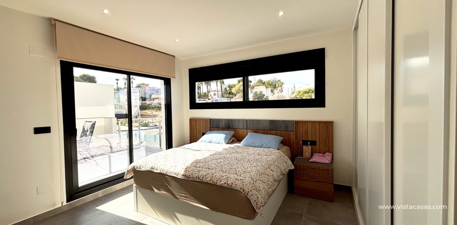 Resale - Villa - Villamartin