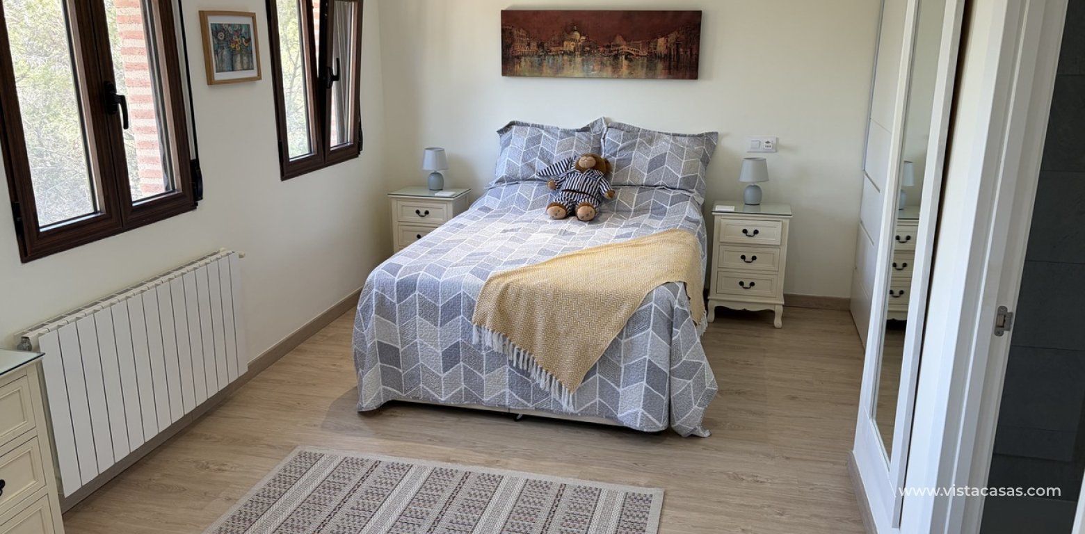 Resale - Villa - Pinar de Campoverde