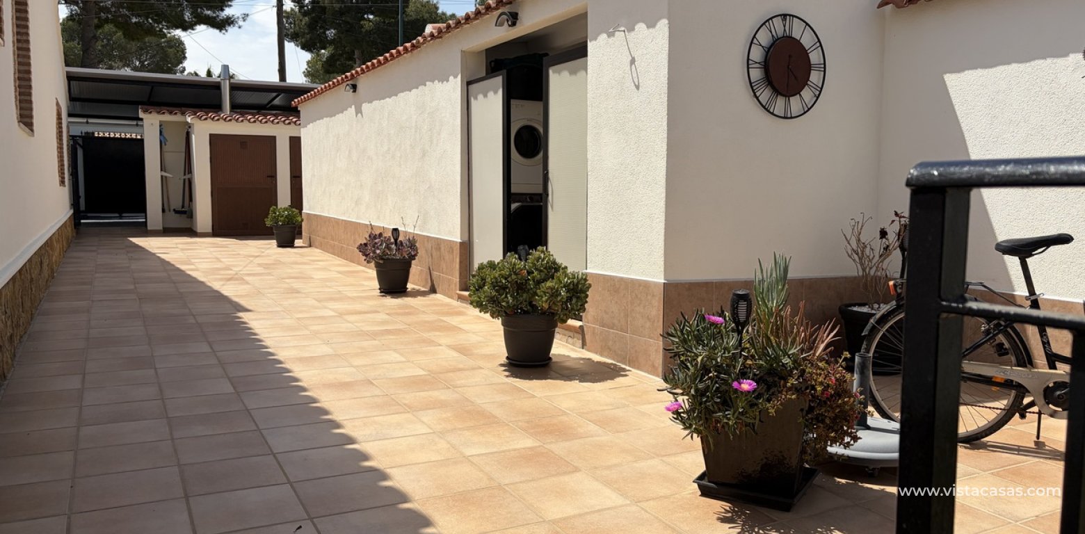 Resale - Villa - Pinar de Campoverde