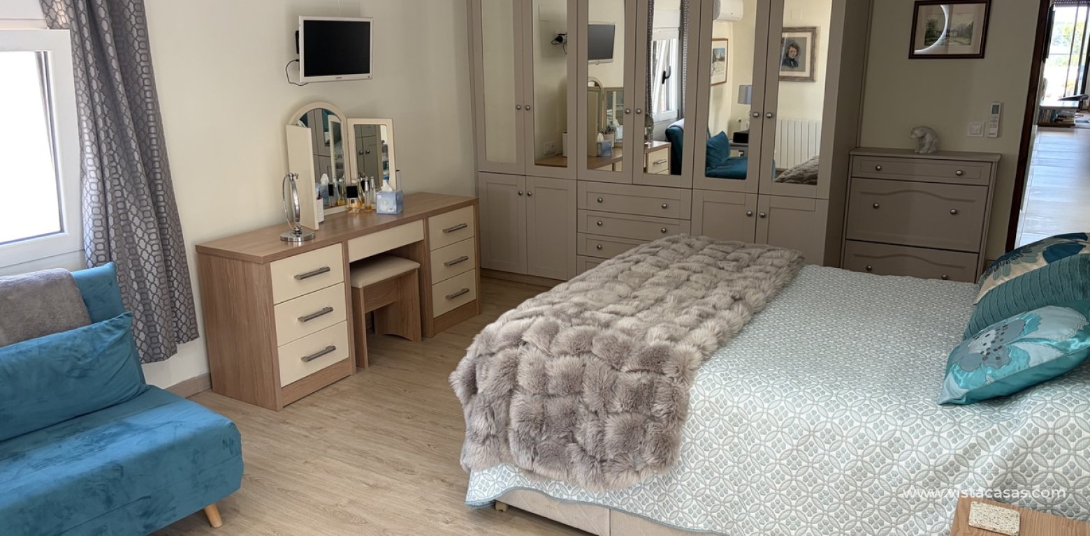Resale - Villa - Pinar de Campoverde