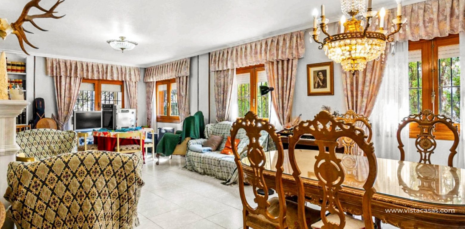 Resale - Villa - Los Balcones