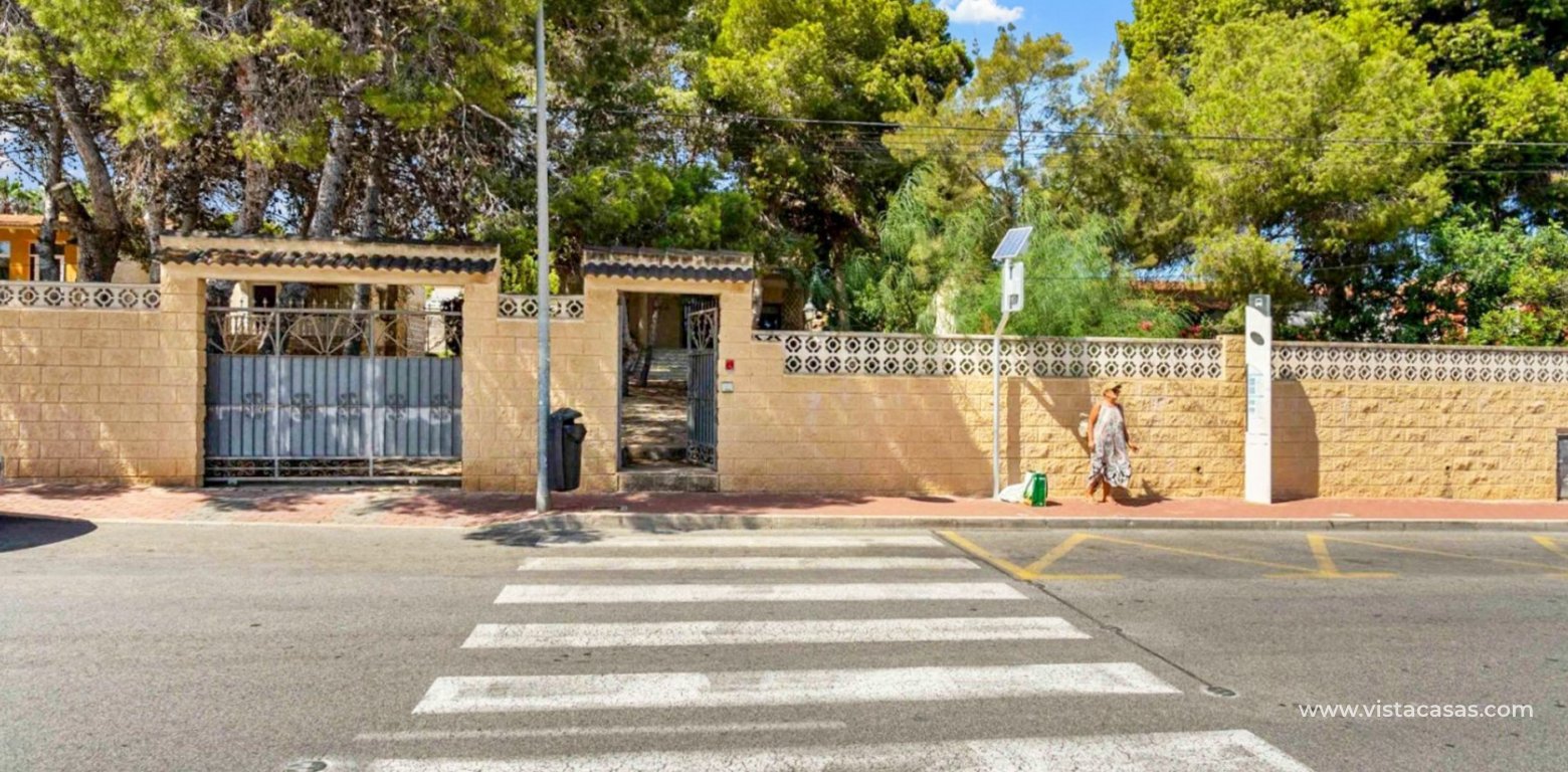 Resale - Villa - Los Balcones