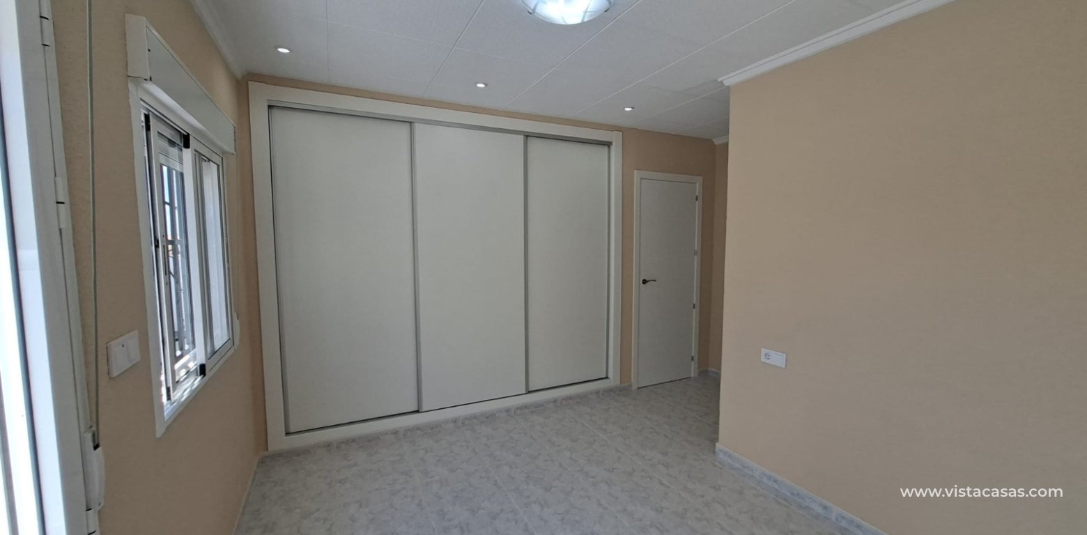 Sale - Townhouse - La Marina
