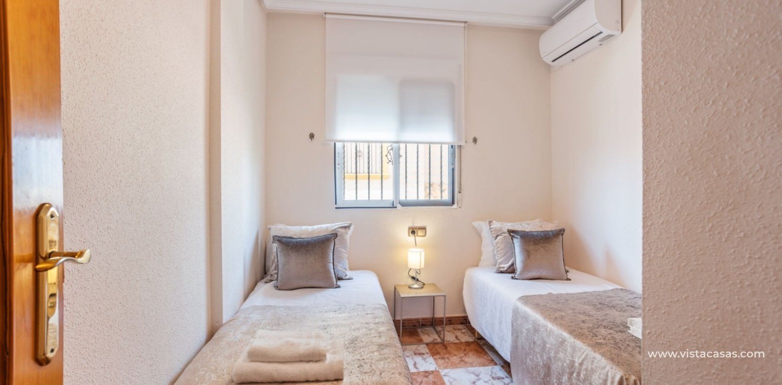 Wtórny - Villa - Cabo Roig