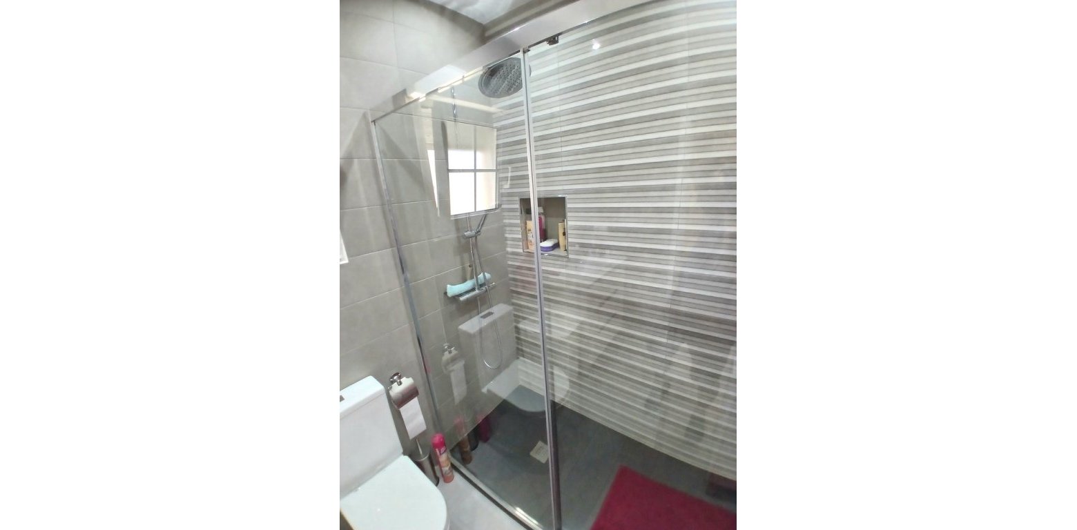 Resale - Villa - Villamartin