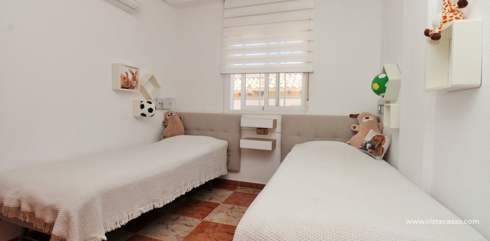 2 Bedroom Quad House For Sale in Lomas de Cabo Roig twin bedroom
