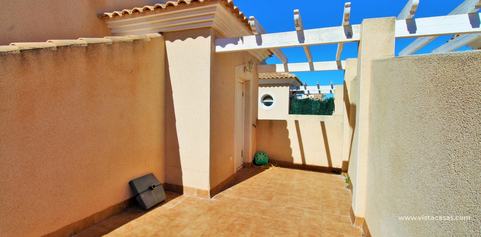 2 Bedroom Townhouse in Florida Golf Villamartin roof terrace